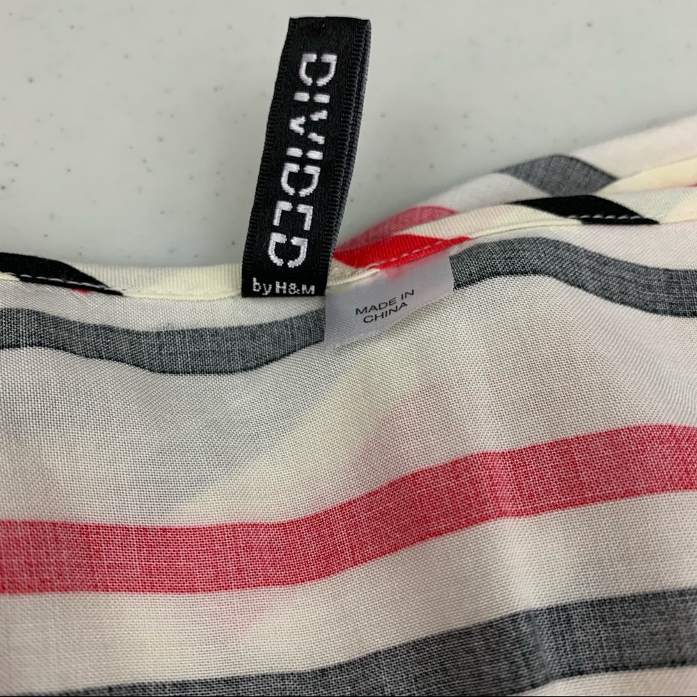 H & M Divided Women’s Striped Romper - Picture 10 of 12
